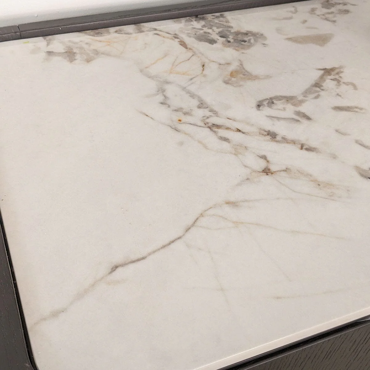 Adalynn Deep Brown Wooden 6 Drawer Chest with Faux Marble Top - Image 5