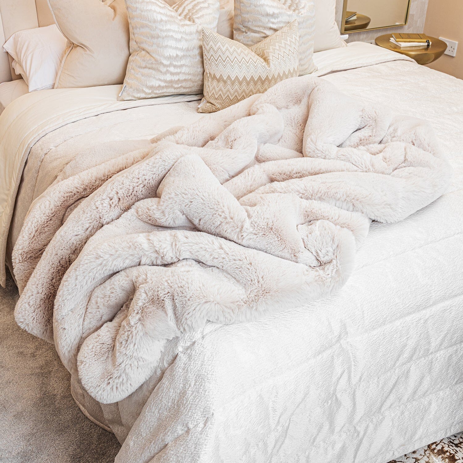 Lili Extra Thick Faux Fur Oatmeal Throw - Image 3