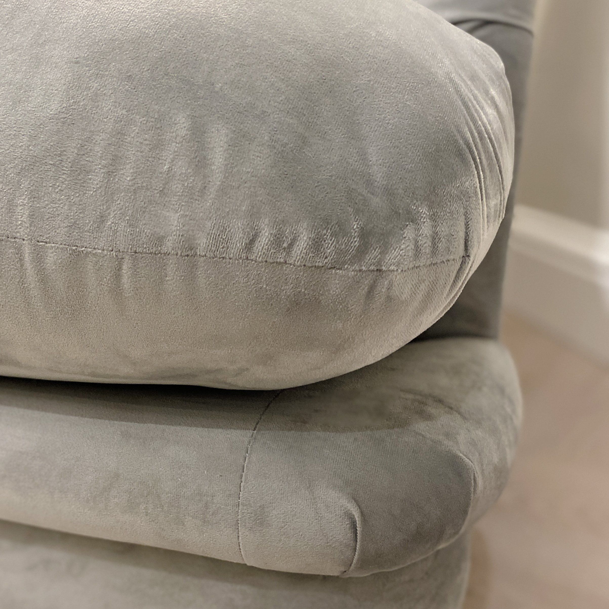 Marshmallow Grey Velvet Squashy Chair - Image 3
