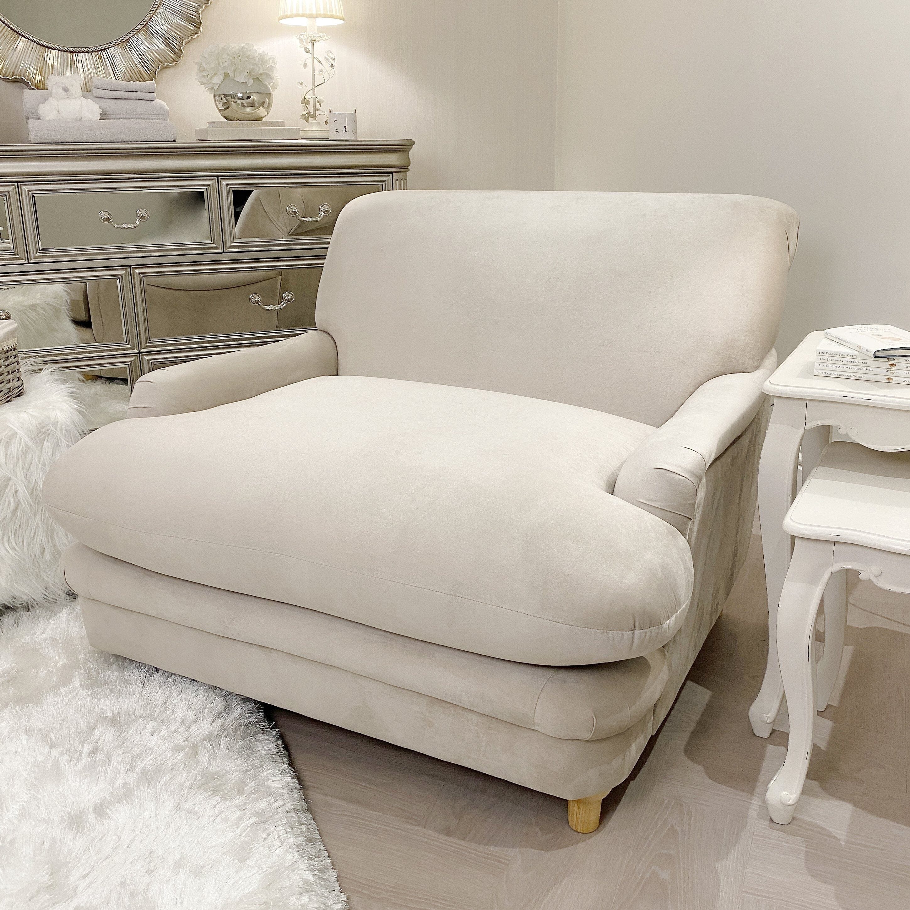 Marshmallow Beige Velvet Squashy Chair - Image 3