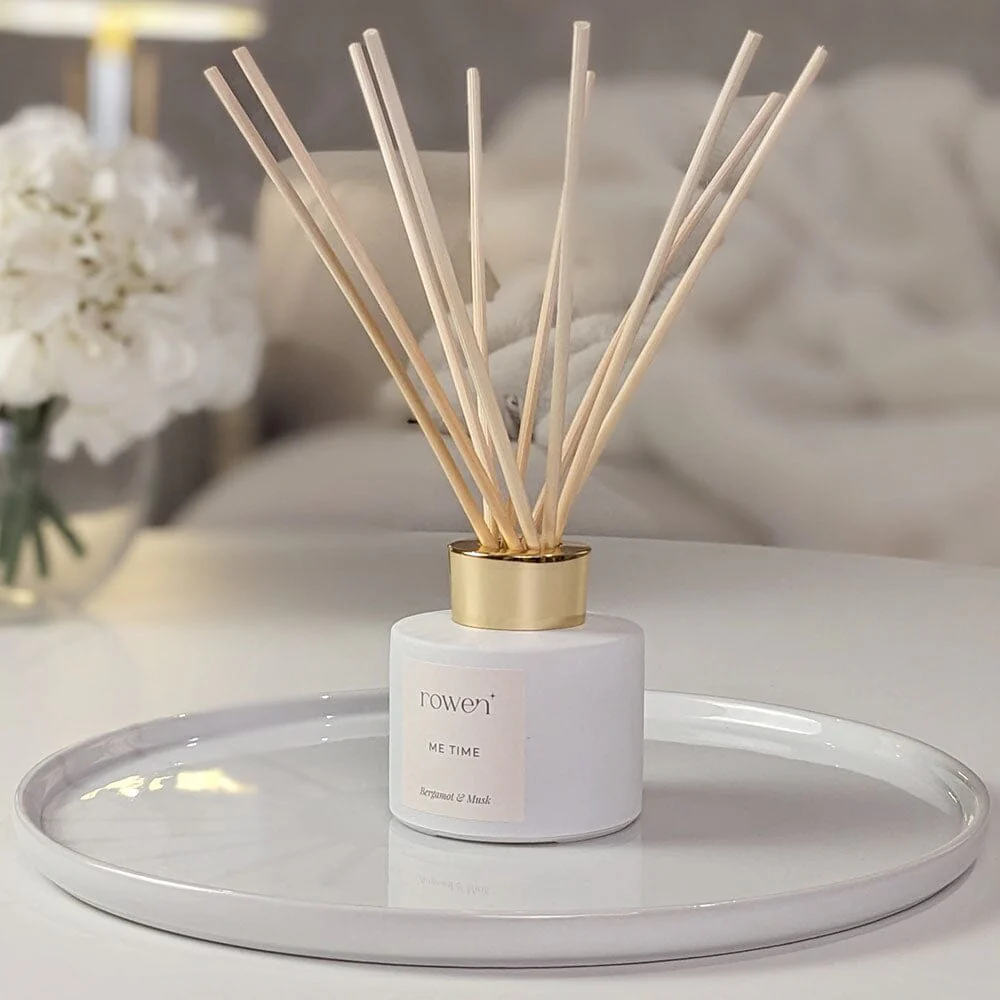 Me Time White & Gold Reed Diffuser - Bergamot & Musk 120ml - Image 4