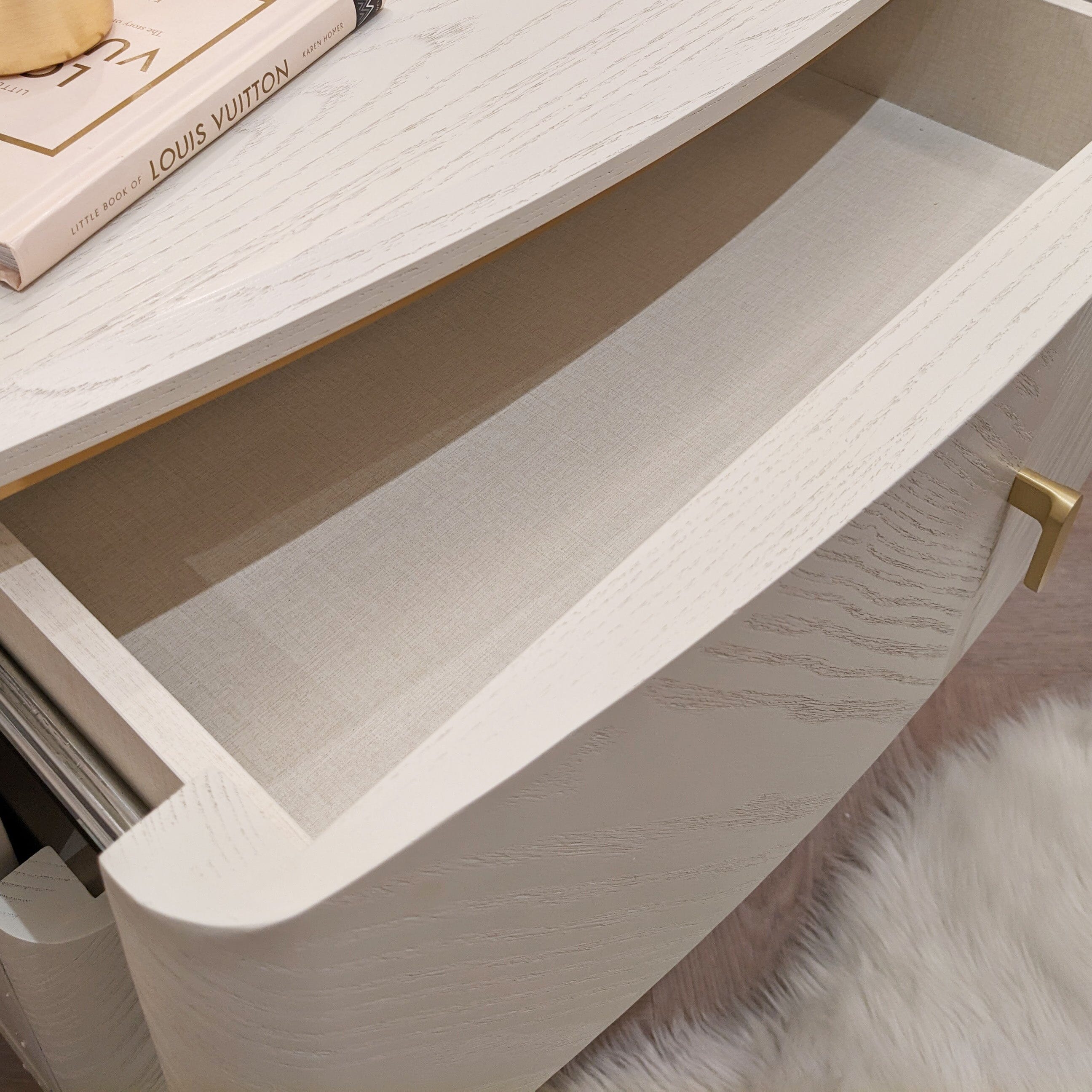 Putney Ivory & Gold 2 Drawer Bedside Table - Image 3