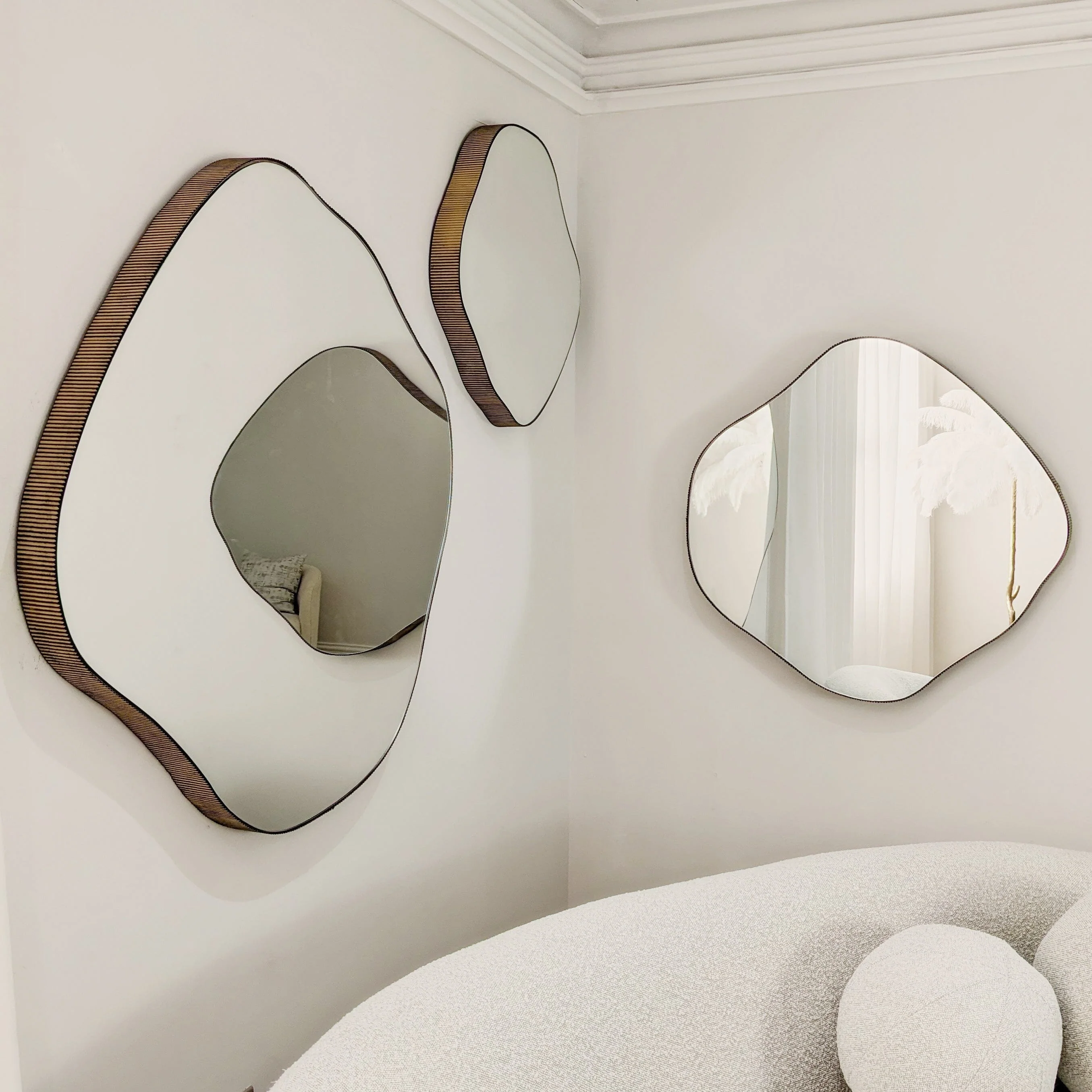 Valore Medium Bronze Abstract Wall Mirror - Image 6
